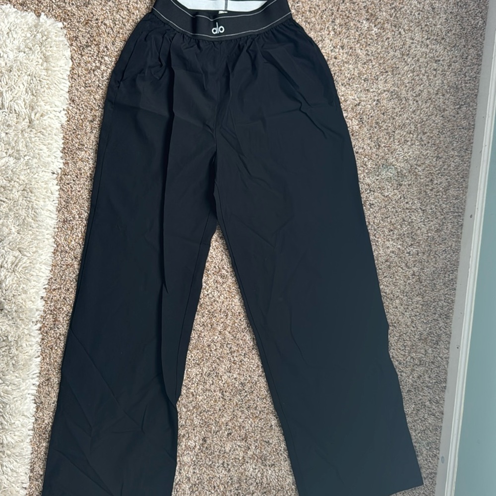 Alo sweatpants
